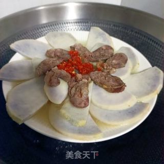 剁椒腊肠蒸芋头的做法步骤：7