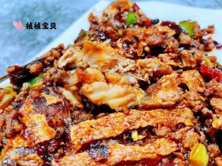 #酸甜美食#肉沫干烧偏口鱼的做法步骤：15