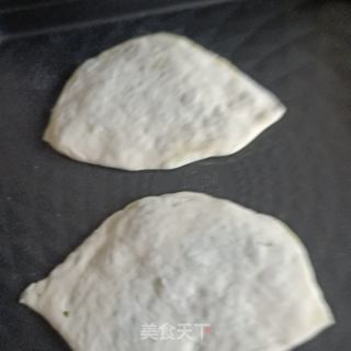 荠菜哈饼的做法步骤：9