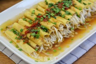 金针菇豆皮卷的做法步骤：10