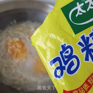 煎蛋白萝卜汤的做法步骤：11