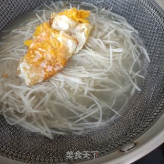 煎蛋白萝卜汤的做法步骤：10