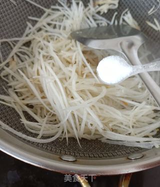 煎蛋白萝卜汤的做法步骤：8