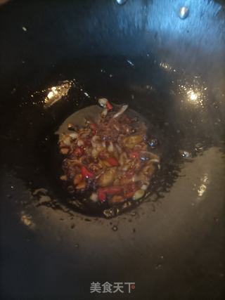 蒜苔白玉菇炒鸡蛋的做法步骤：11