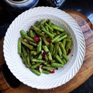 干煸豆角的做法步骤：12