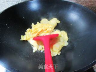 鸡蛋番茄炒大白菜的做法步骤：3