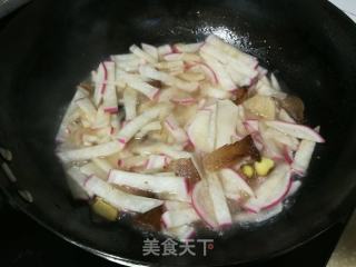 腊肉烧萝卜的做法步骤：5