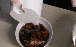 红糖开花枣馒头，枣香扑鼻超松软的做法步骤：3