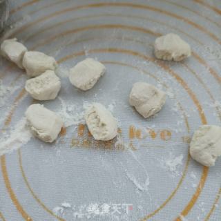 荠菜海肠水饺的做法步骤：19