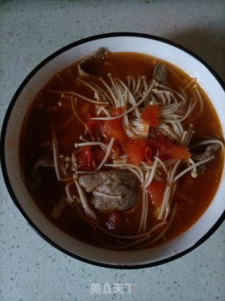 番茄酸汤肥牛的做法步骤：16
