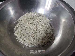白萝卜豆腐粉条包子的做法步骤：6