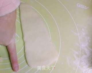 早餐面包奶油卷，用料简单，松软可口的做法步骤：12