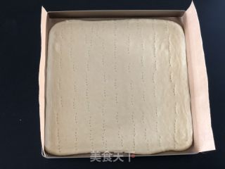 香葱肉松面包卷的做法步骤：5