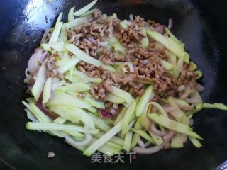 佛手瓜炒牛肉的做法步骤：7