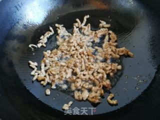 佛手瓜炒牛肉的做法步骤：4