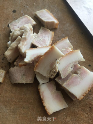 烧肉炒儿菜的做法步骤：3