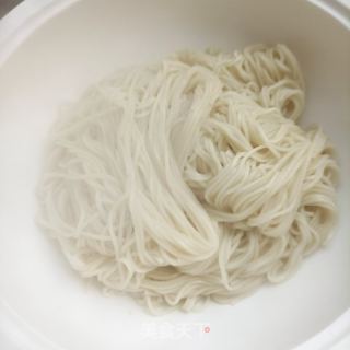 白萝卜羊排面的做法步骤：9