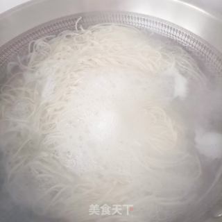 白萝卜羊排面的做法步骤：6