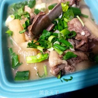 白萝卜羊排面的做法步骤：1