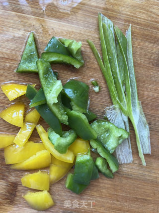 土豆炒肉片的做法步骤：6