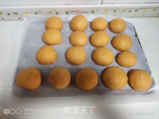 南瓜小面包的做法步骤：5