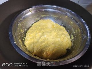 南瓜小面包的做法步骤：2