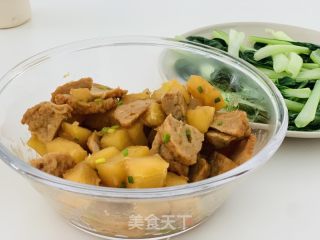 超下饭！广章肉卷焖土豆的做法步骤：8