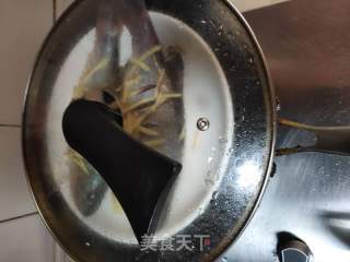 清蒸鲈鱼的做法步骤：3