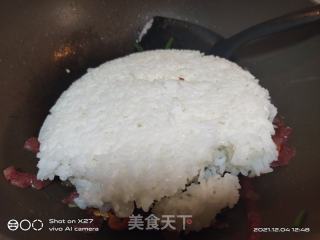 香肠炒饭的做法步骤：4