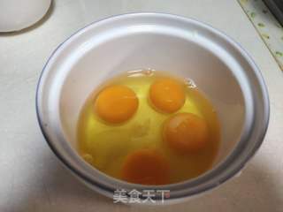 崇明土鸡蛋炒饭的做法步骤：1