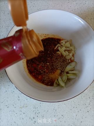 酸汤面的做法步骤：6