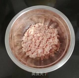 肉末蒸土豆的做法步骤：1