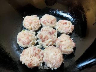 猪肉旱萝卜丸子的做法步骤：10