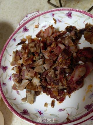 腊肉炒饭的做法步骤：2