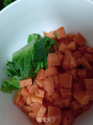 腊肉炒饭的做法步骤：1