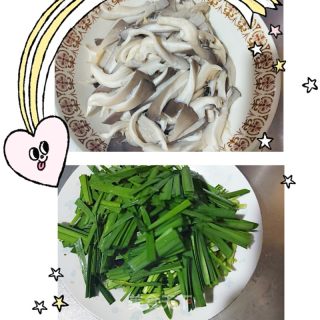 平菇韭菜炒肉的做法步骤：1