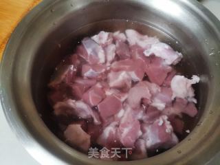 萝卜羊肉汤的做法步骤：1