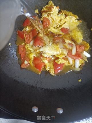 西红柿鸡蛋面的做法步骤：8