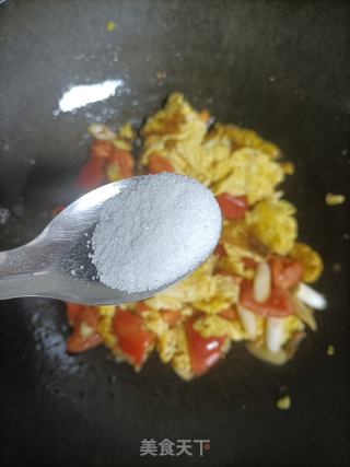 西红柿鸡蛋面的做法步骤：7