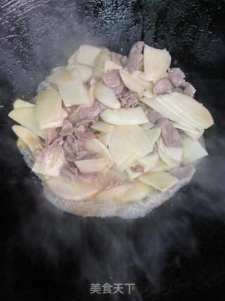 沙葛炒肉的做法步骤：9