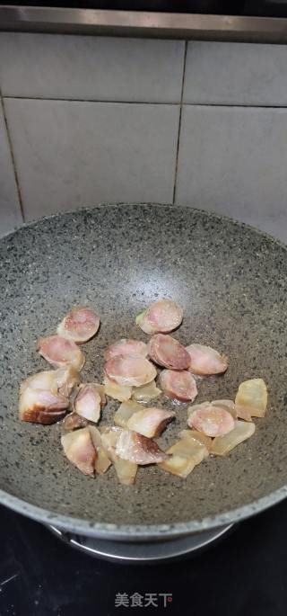 青蒜炒腊味的做法步骤：5