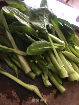 肉片炒菜心的做法步骤：3