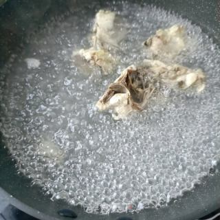 清汆莲藕鸡肉丸的做法步骤：13
