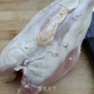 清汆莲藕鸡肉丸的做法步骤：1