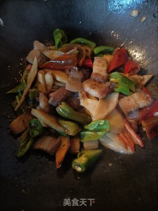杏鲍菇炒肉片的做法步骤：10