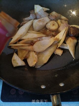 杏鲍菇炒肉片的做法步骤：8