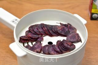 紫薯奶昔的做法步骤：2