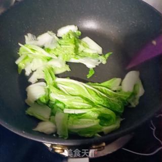 蒜香白菜炖鱼豆腐的做法步骤：7