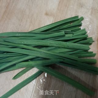 蒜香白菜炖鱼豆腐的做法步骤：3