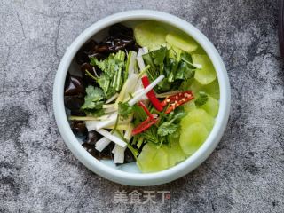 莴笋拌木耳的做法步骤：6